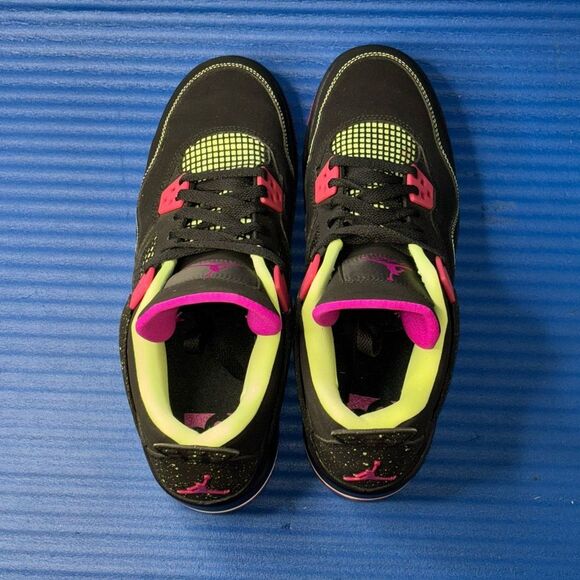 Size 9.5Y- GS Nike Air Jordan 4 Retro 30TH GG Black / Fuchsia 705344-027 - Picture 5 of 8